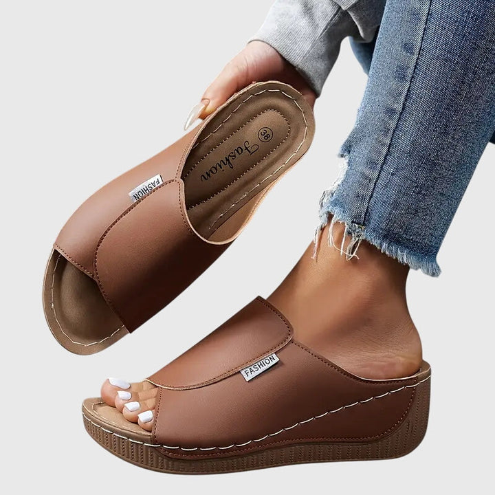 Esther™ | Sandály s výjimečnou péčí o detail