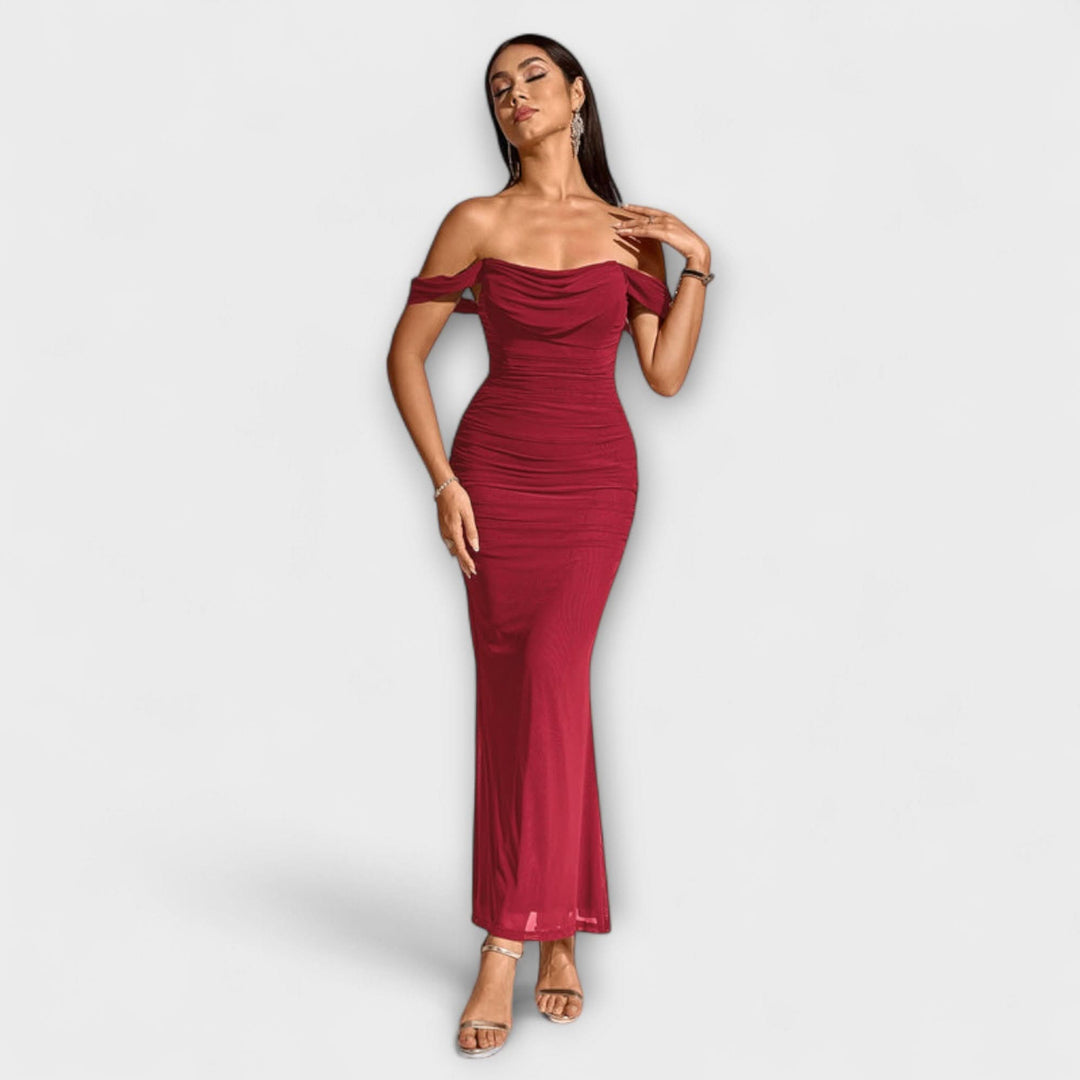 Ione - Bodycon šaty s odhalenými rameny a rafinovaným řasením