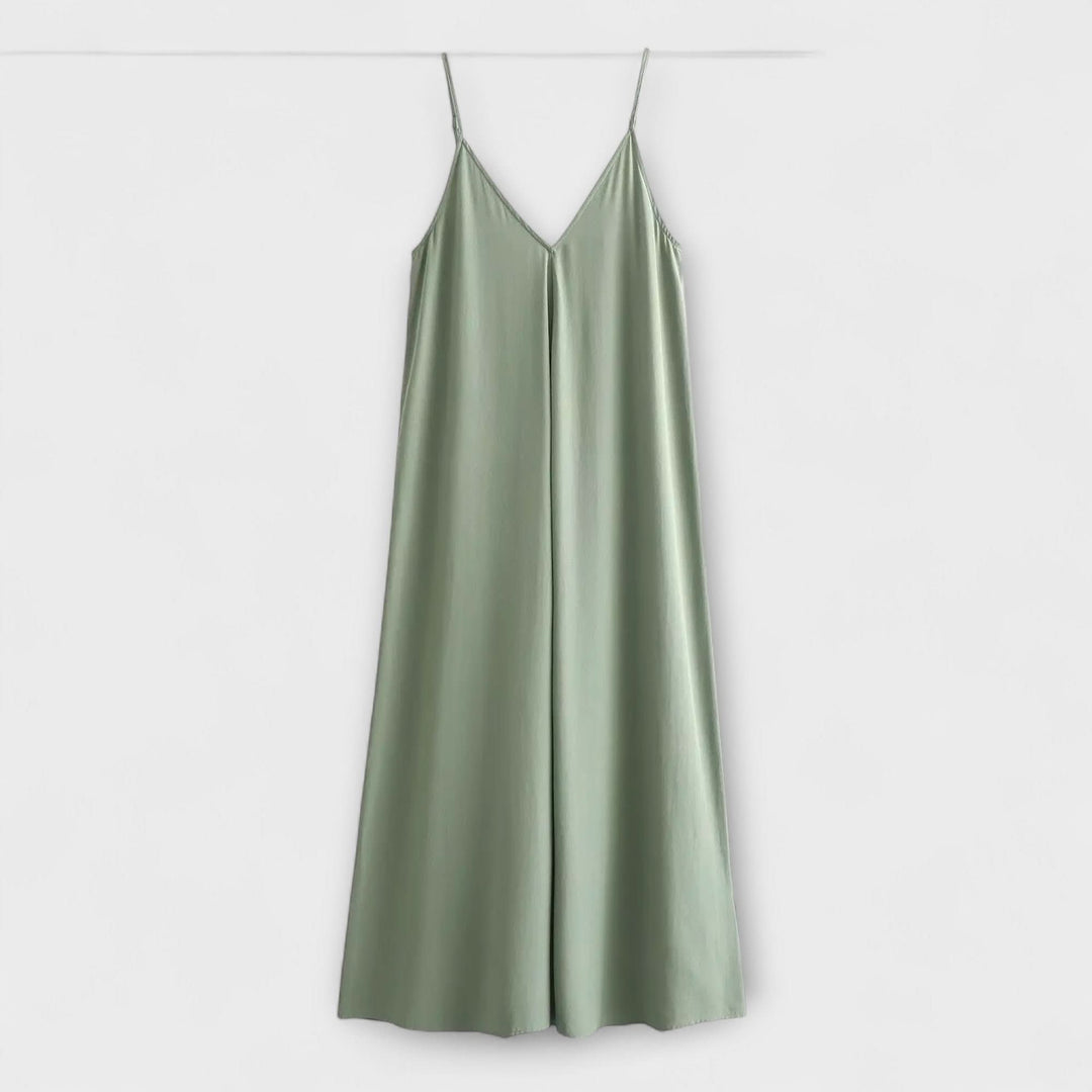 Hedvábné maxi šaty na slip – noční elegance